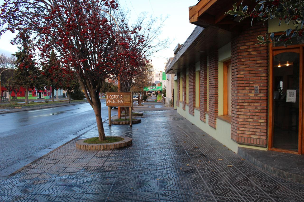 Hosteria Angelina Esquel Exterior photo
